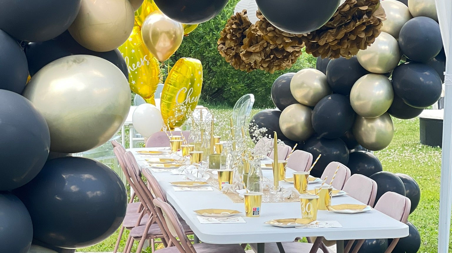 Vinkit ilmapallokaaren tekoon: Näin onnistut luomaan upean koristeen juhliisi