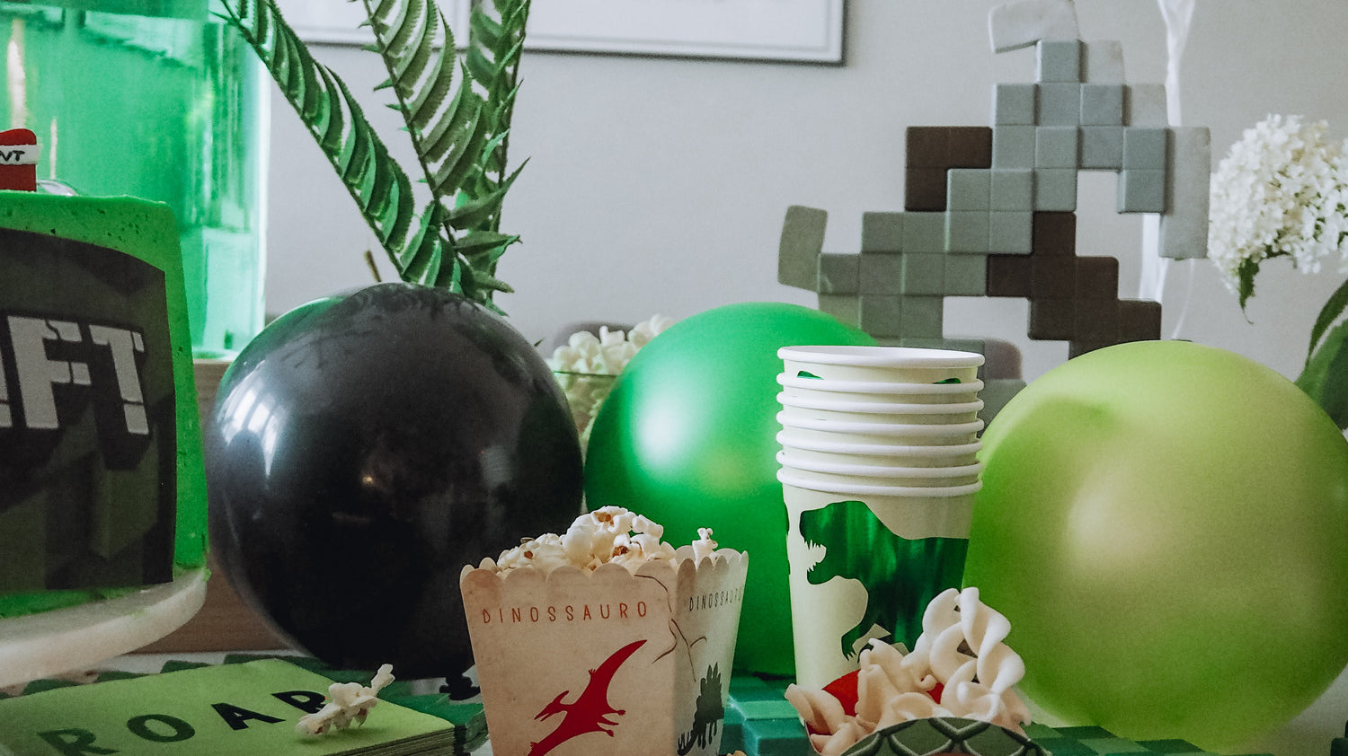 Minecraft-teemaiset kertakäyttöastiat