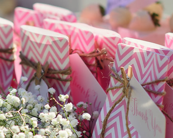 Herkku- ja lahjapussit häihin