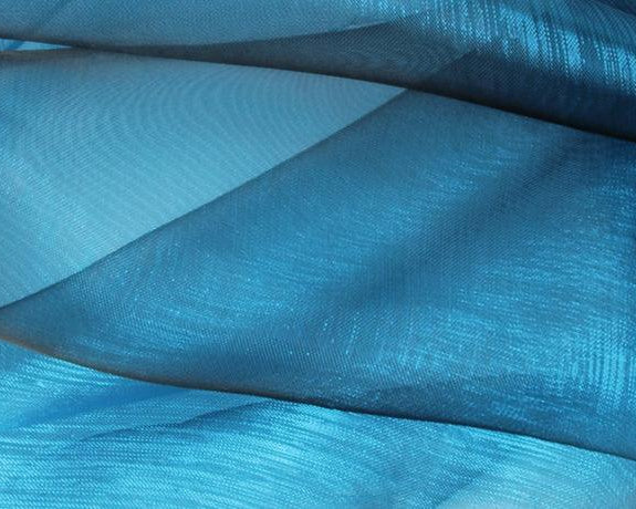 Organza kaitaliinat juhliin