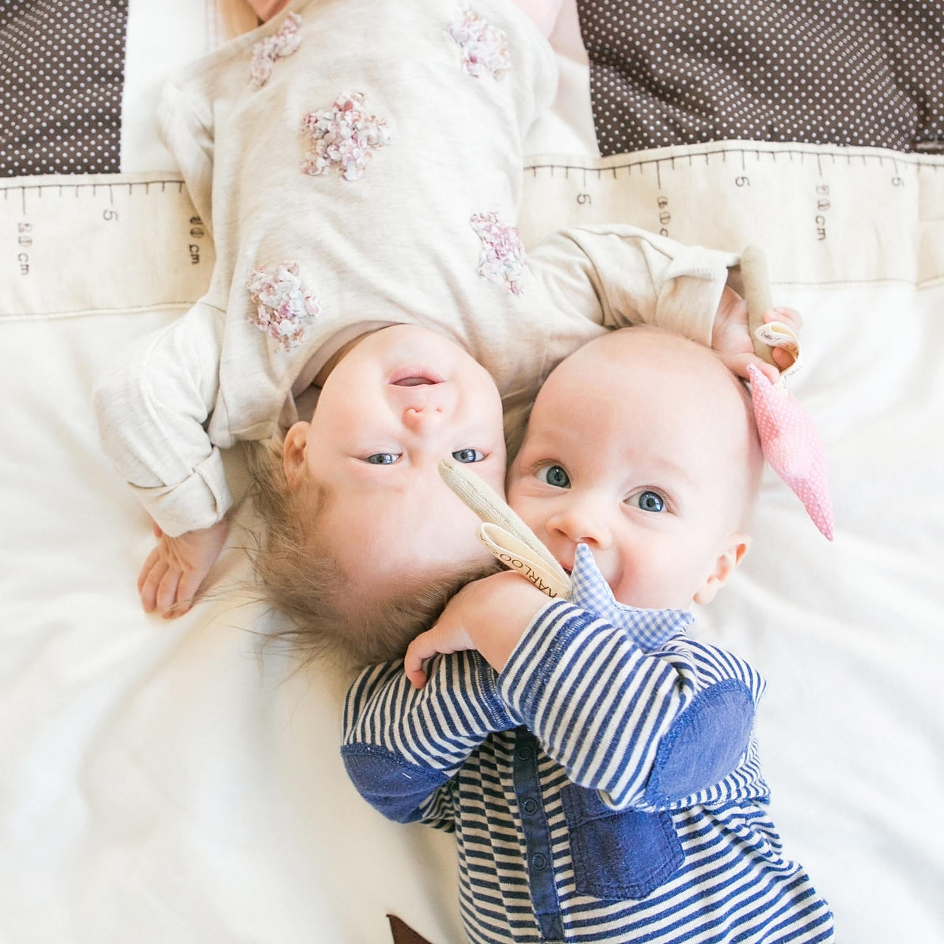 Gift Pack For Babies: Comfort blanket and a Magic Wand