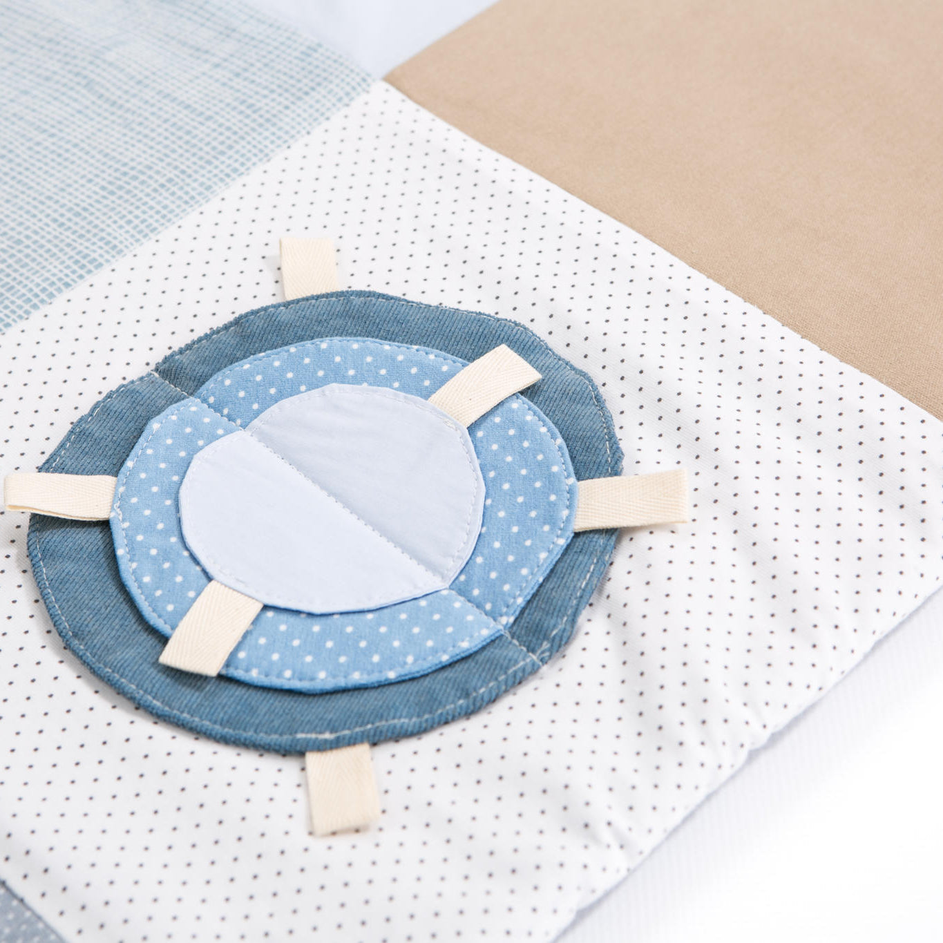 Small baby activity mat, 100x100 cm - Blue