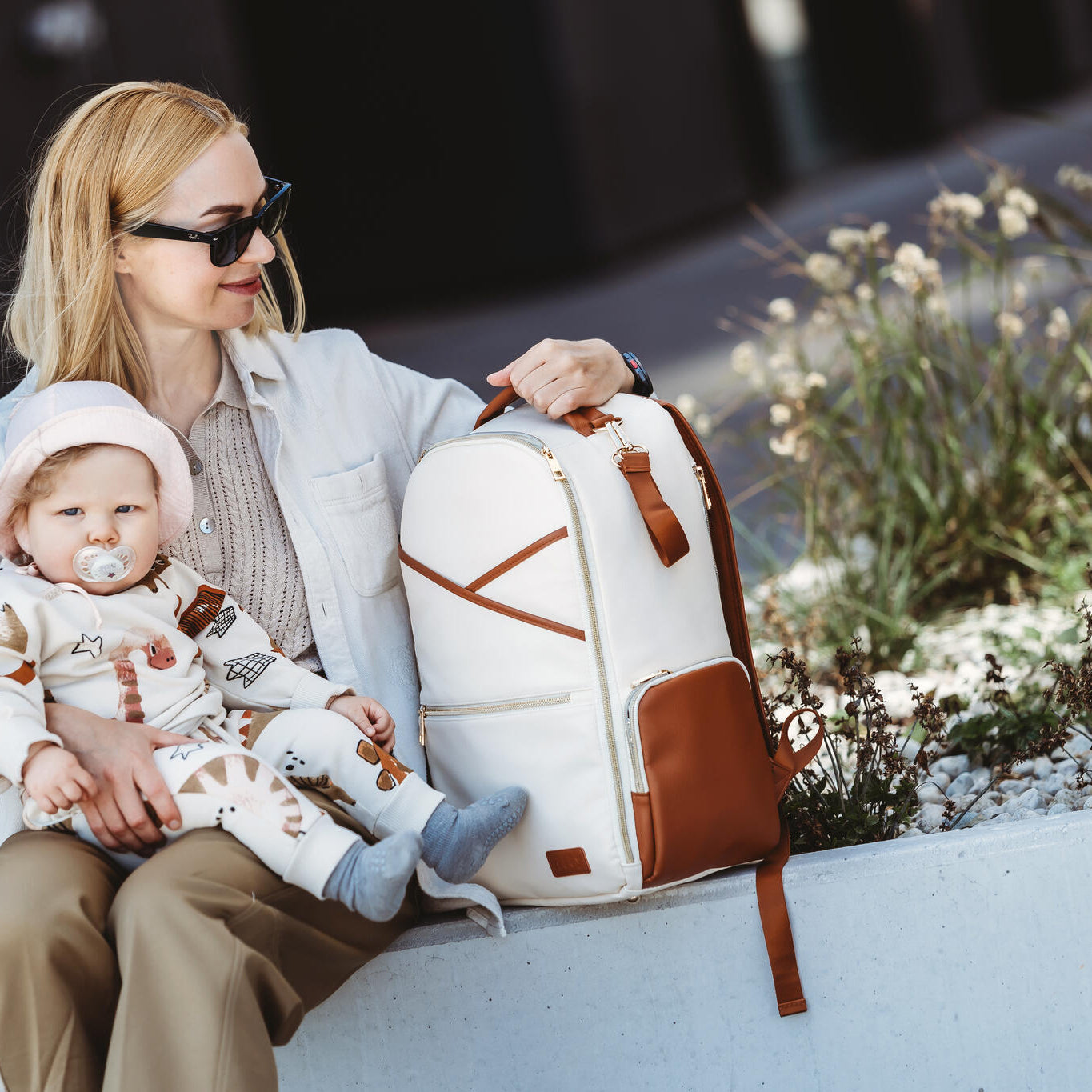 Large Diaper Backpack – Cappuccino