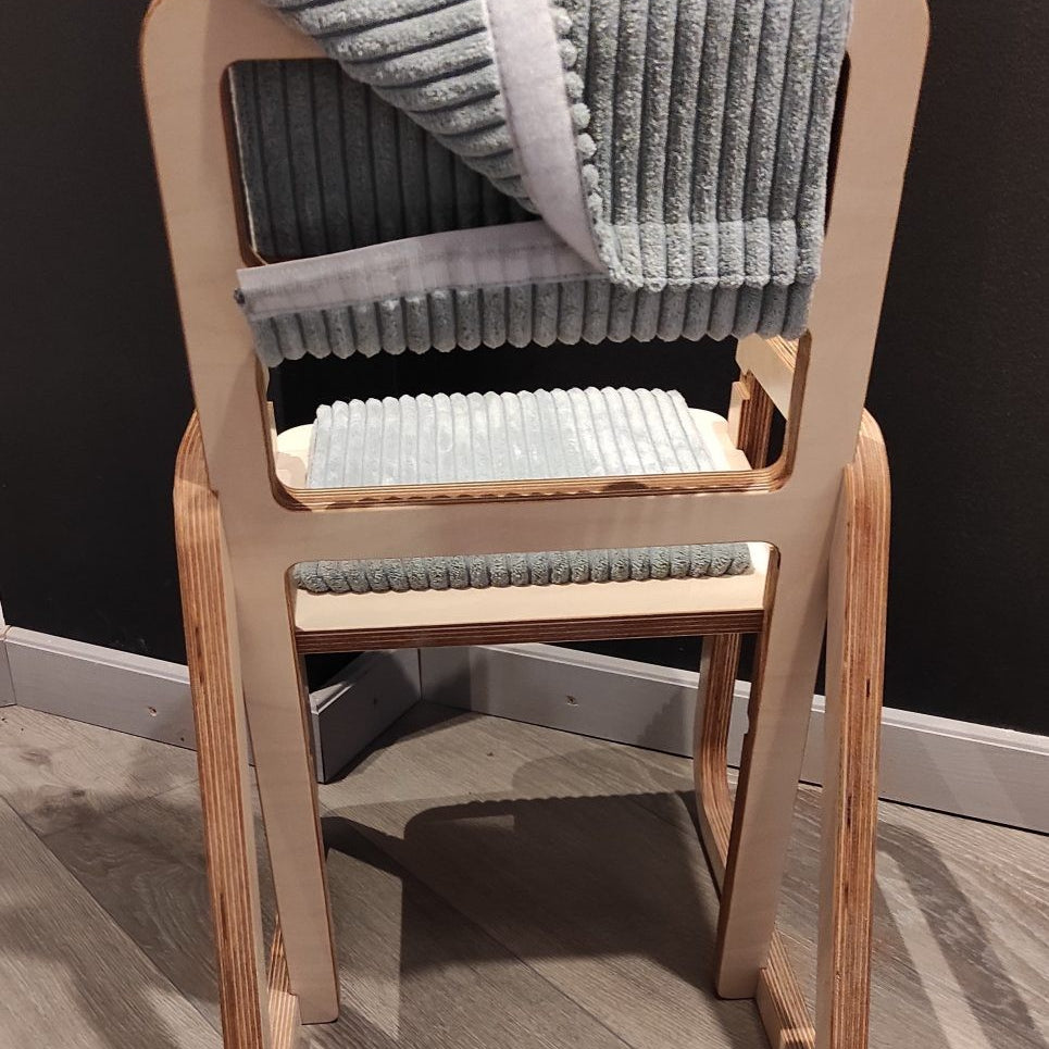 Adjustable Children Montessori Table and Chair Set Julle - Mint Green