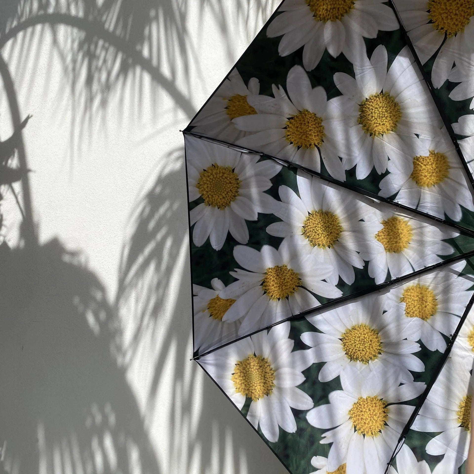 Daisy Umbrella – Windproof & UPF50+ Protection