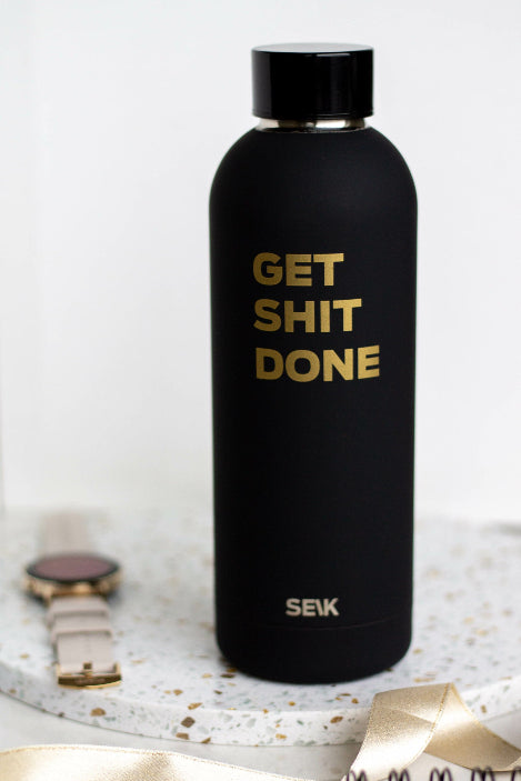 SEIK musta termospullo – Get Shit Done -tekstillä, 500 ml