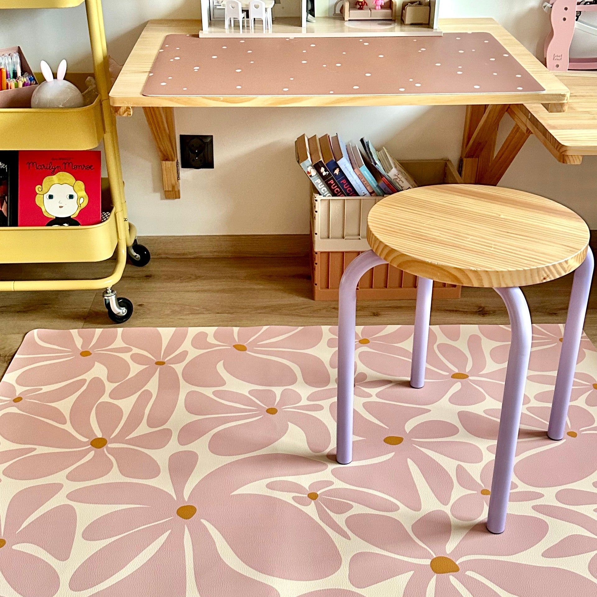 Kids Mealtime Floor Mat, Non-Slip & Waterproof - Daisy Pink