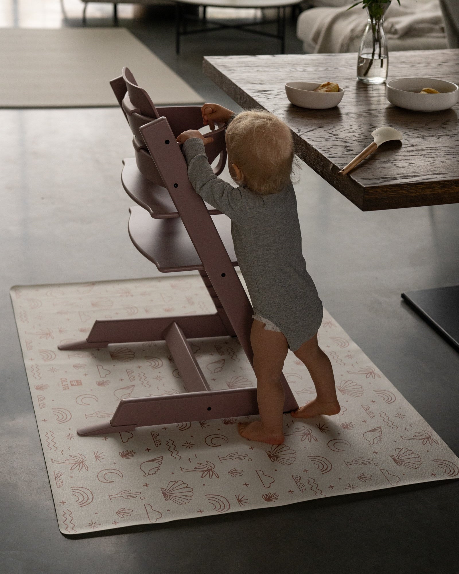 Kids Mealtime Floor Mat, Non-Slip & Waterproof - Palm Beach Terra