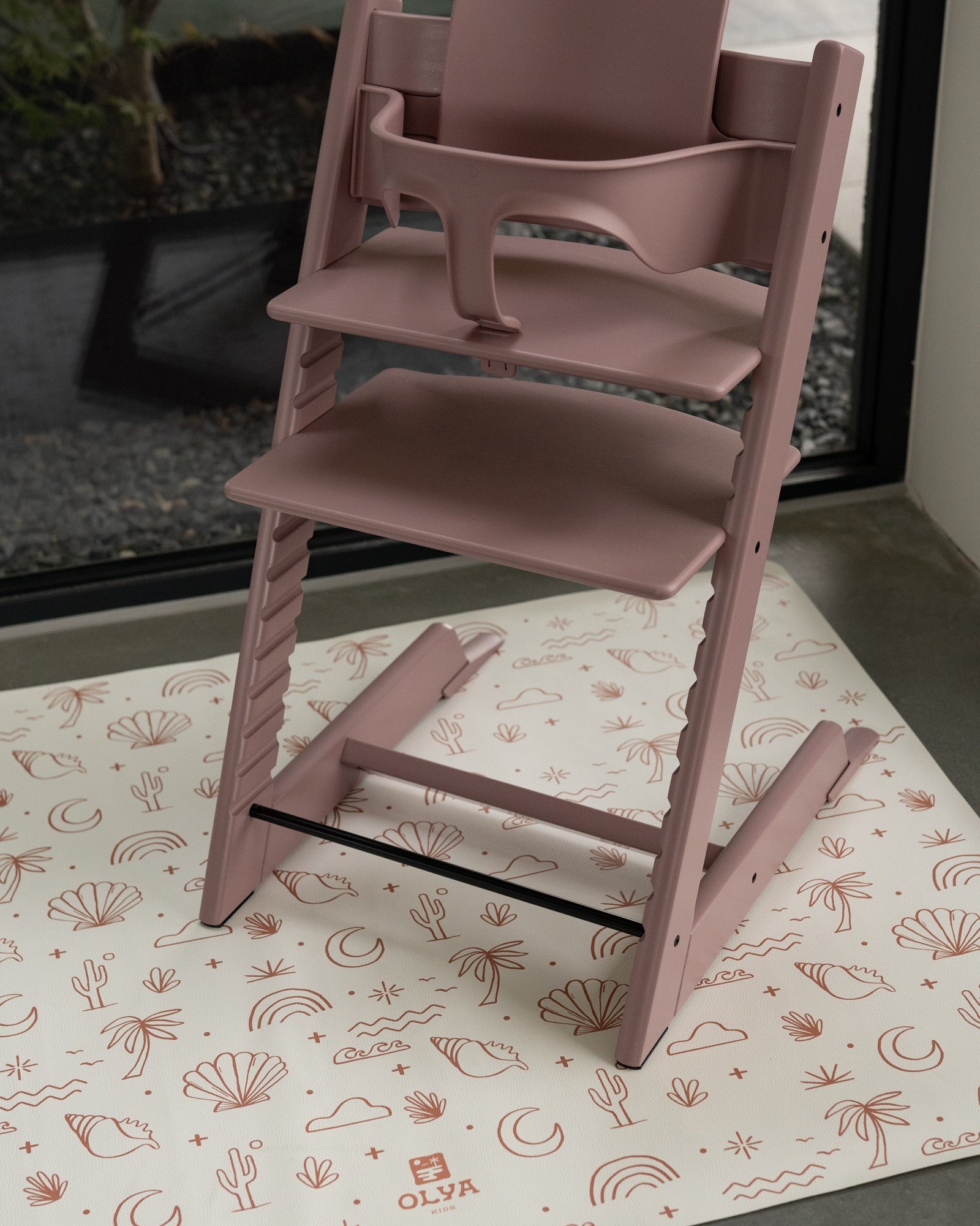 Kids Mealtime Floor Mat, Non-Slip & Waterproof - Palm Beach Terra