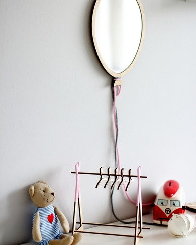 Kids Room Balloon Mirror – Child-Friendly Acrylic & Wood