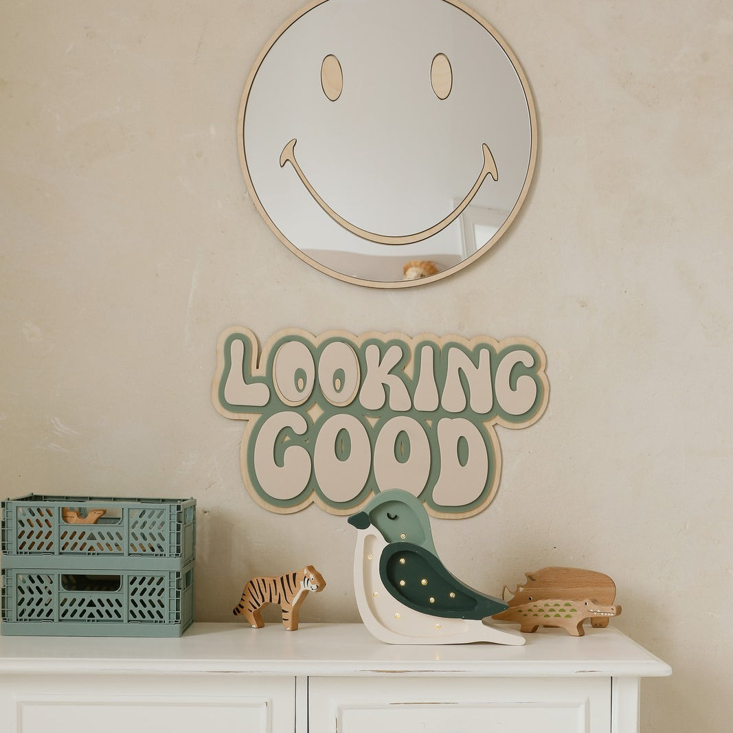 Kids Room Emoji Mirror – Child-Friendly Acrylic & Wood