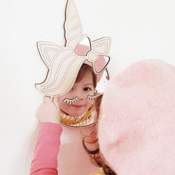 Kids Room Unicorn Mirror – Child-Friendly Acrylic & Wood