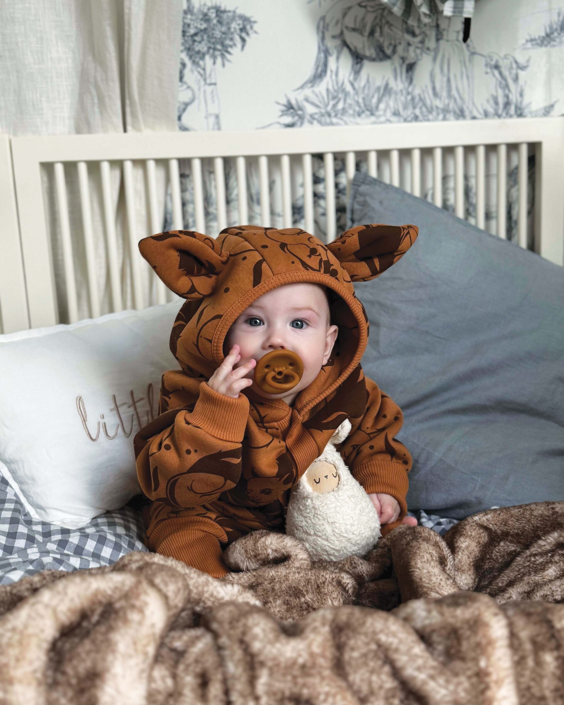 Eared Jumpsuit for Babies and Kids - Cinnamon Squirrel