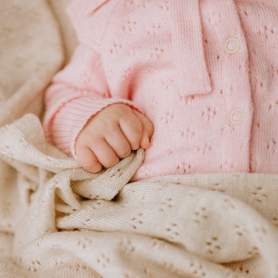 LOVE Gift Set For Baby - Blanket and Bonnet