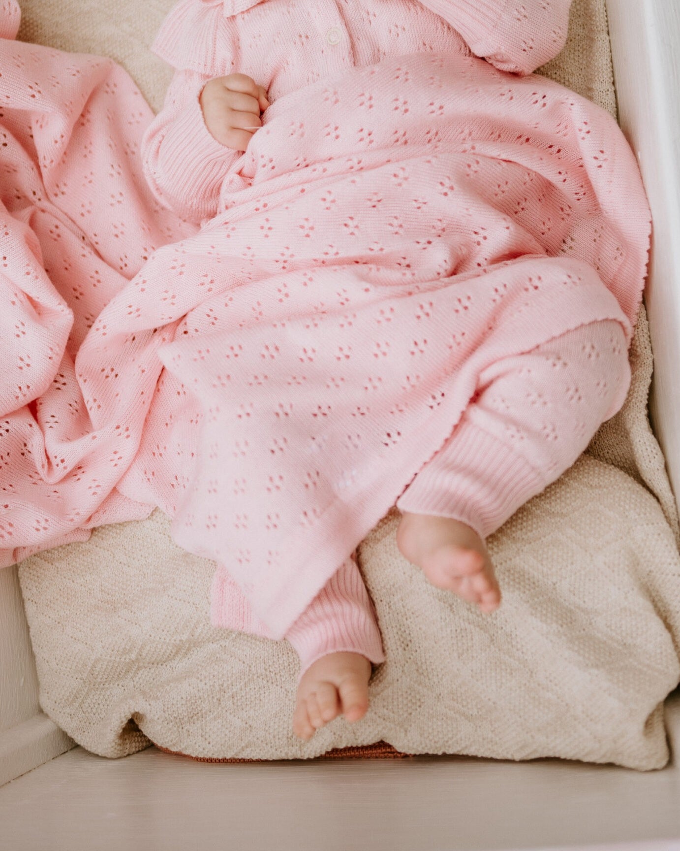 LOVE Gift Set For Baby - Blanket and Bonnet