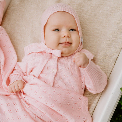 LOVE Gift Set For Baby - Blanket and Bonnet