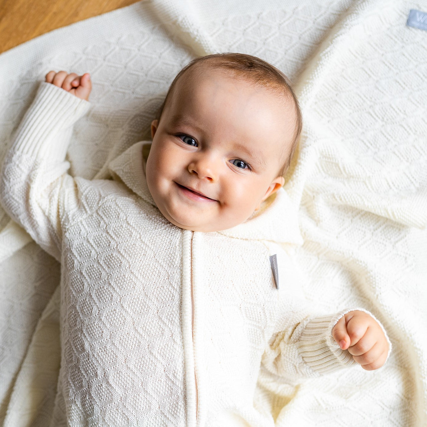 Merino wool baby blanket HAPPINESS