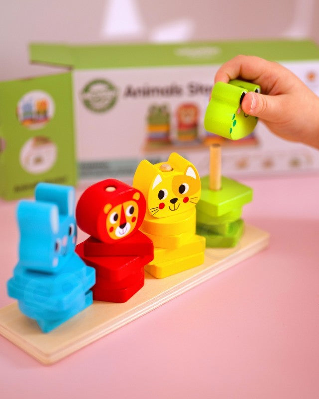 Montessori Puzzle Pyramid With Animals