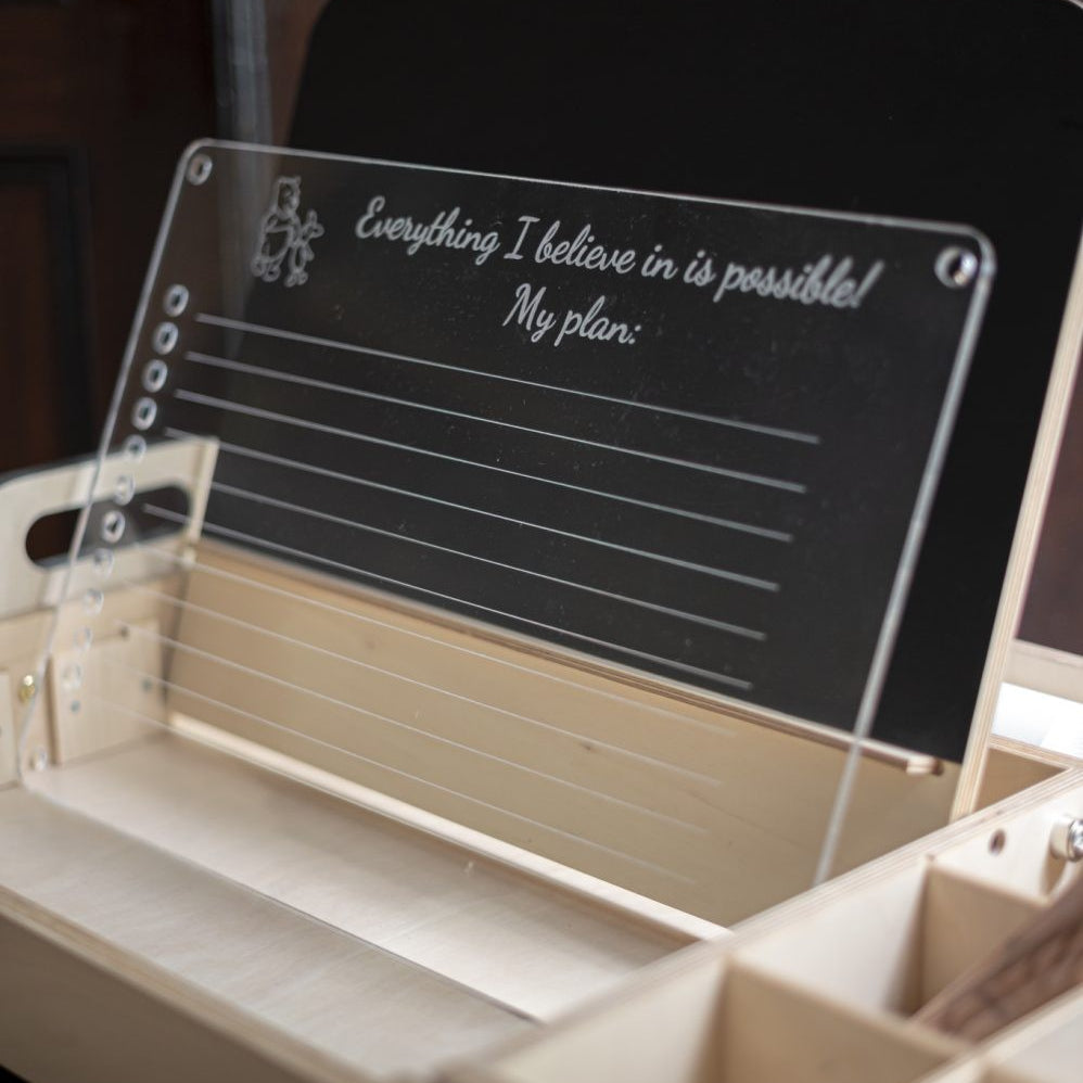 Multisensory Art Table/Desk Julle