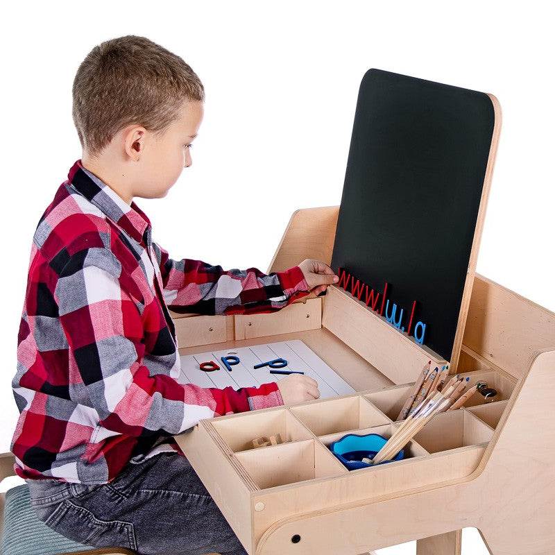 Multisensory Art Table/Desk Luula