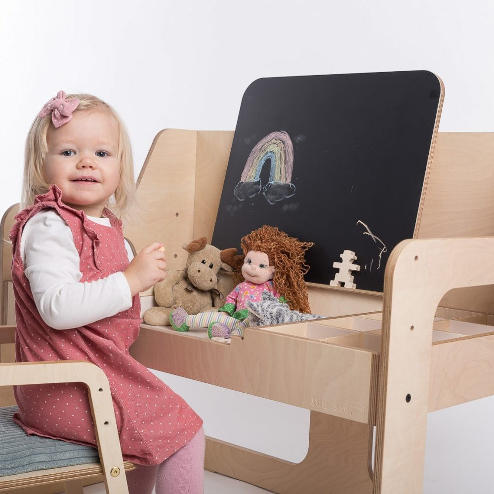 Multisensory Art Table/Desk Luula