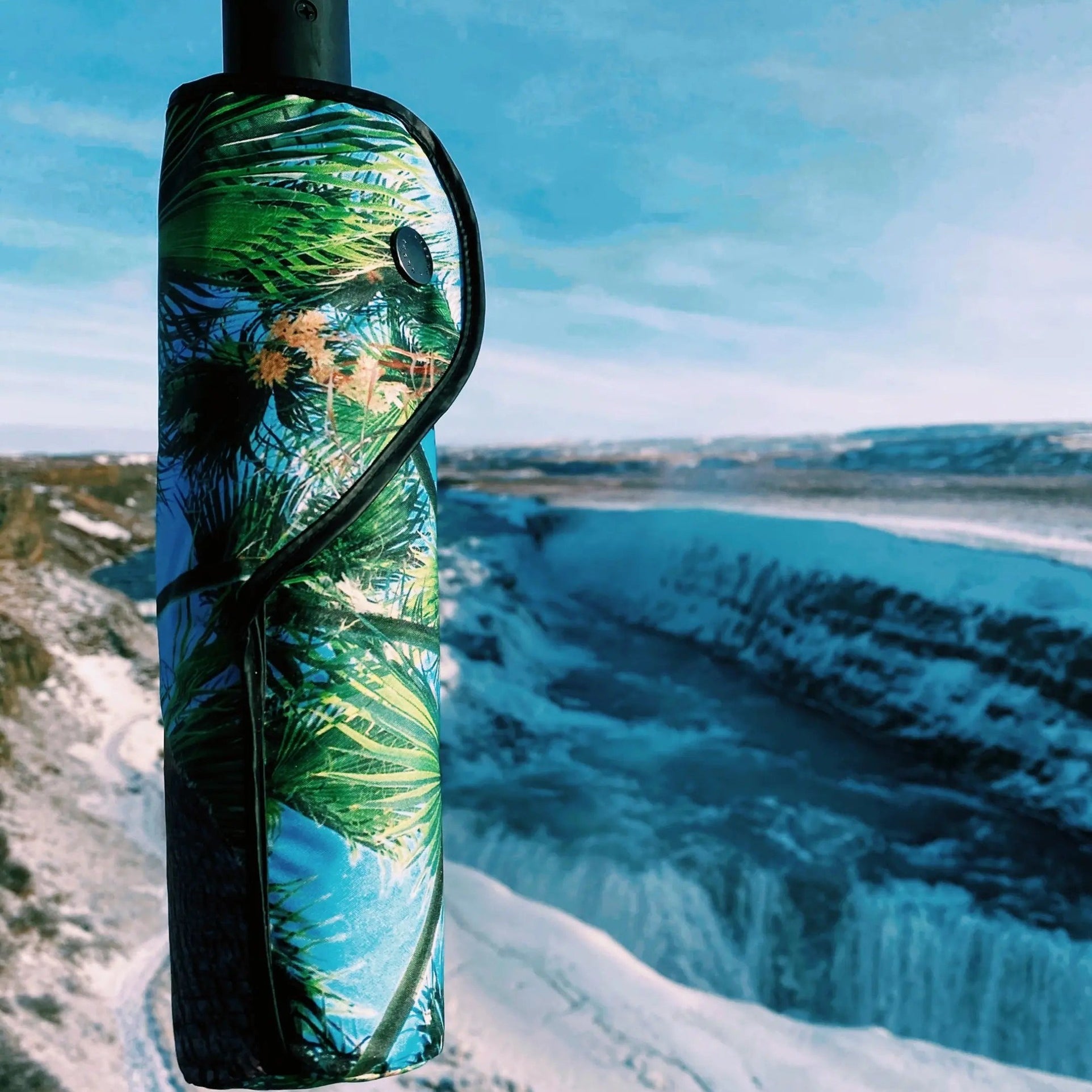 Paradise Umbrella – Windproof & UPF50+ Protection