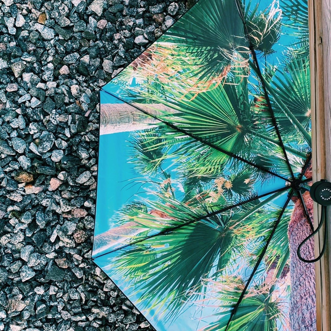 Paradise Umbrella – Windproof & UPF50+ Protection