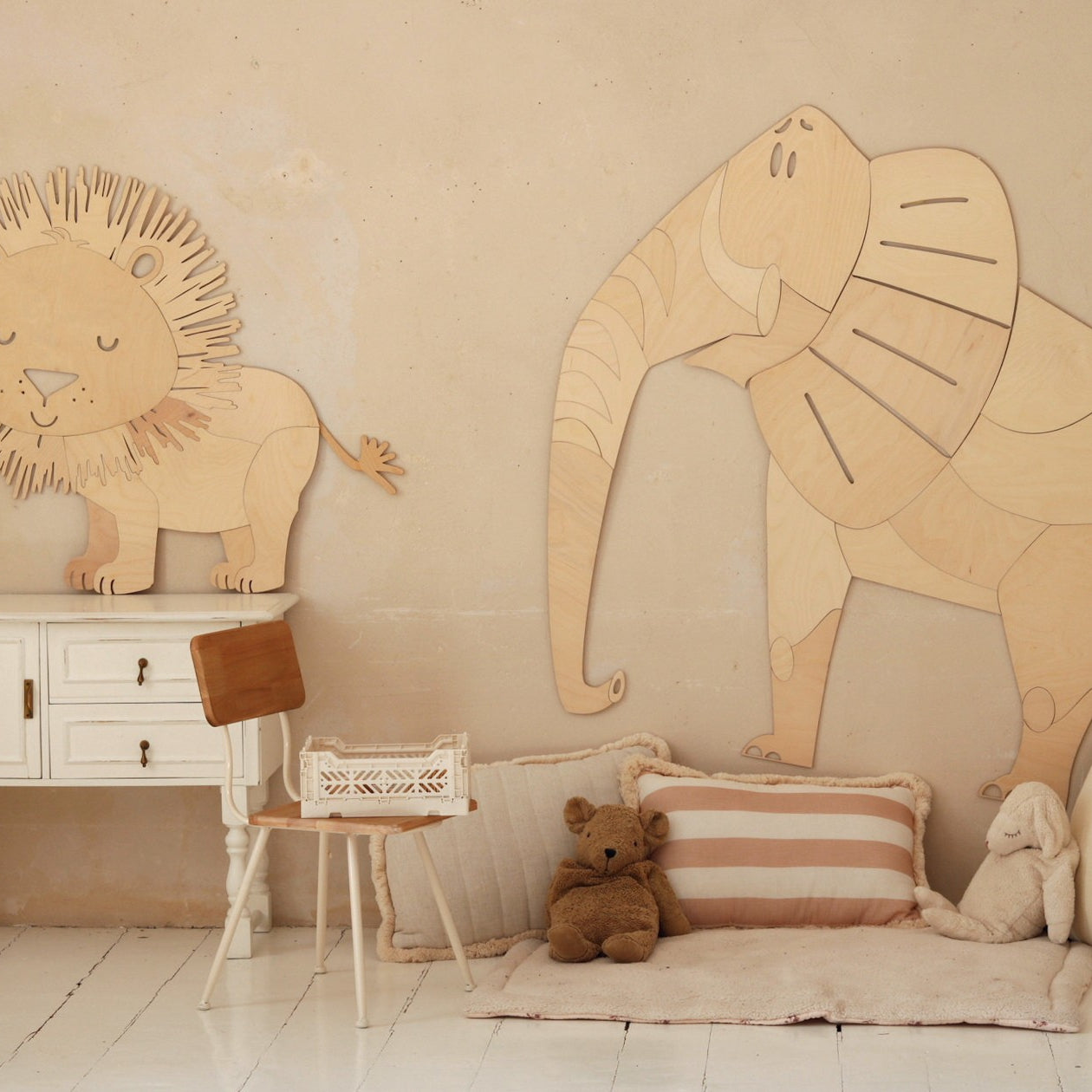 Safari Lion – Wooden Wall Decoration