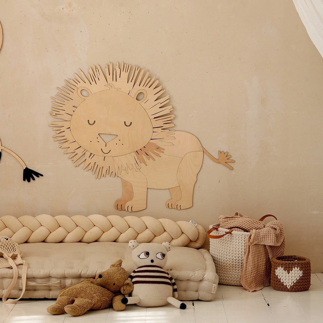 Safari Lion – Wooden Wall Decoration