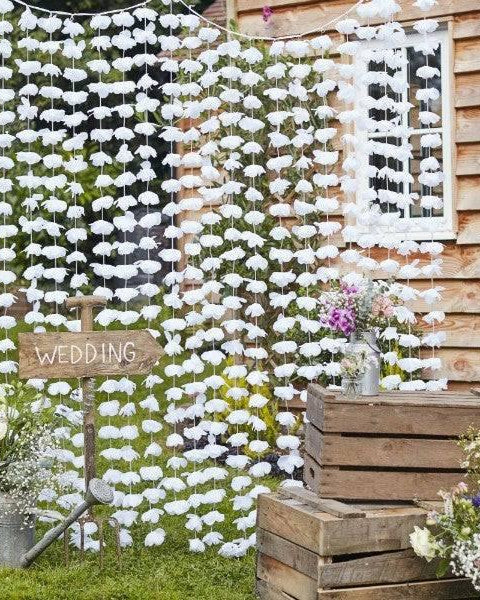 Taustaverho - Valkoiset kukat