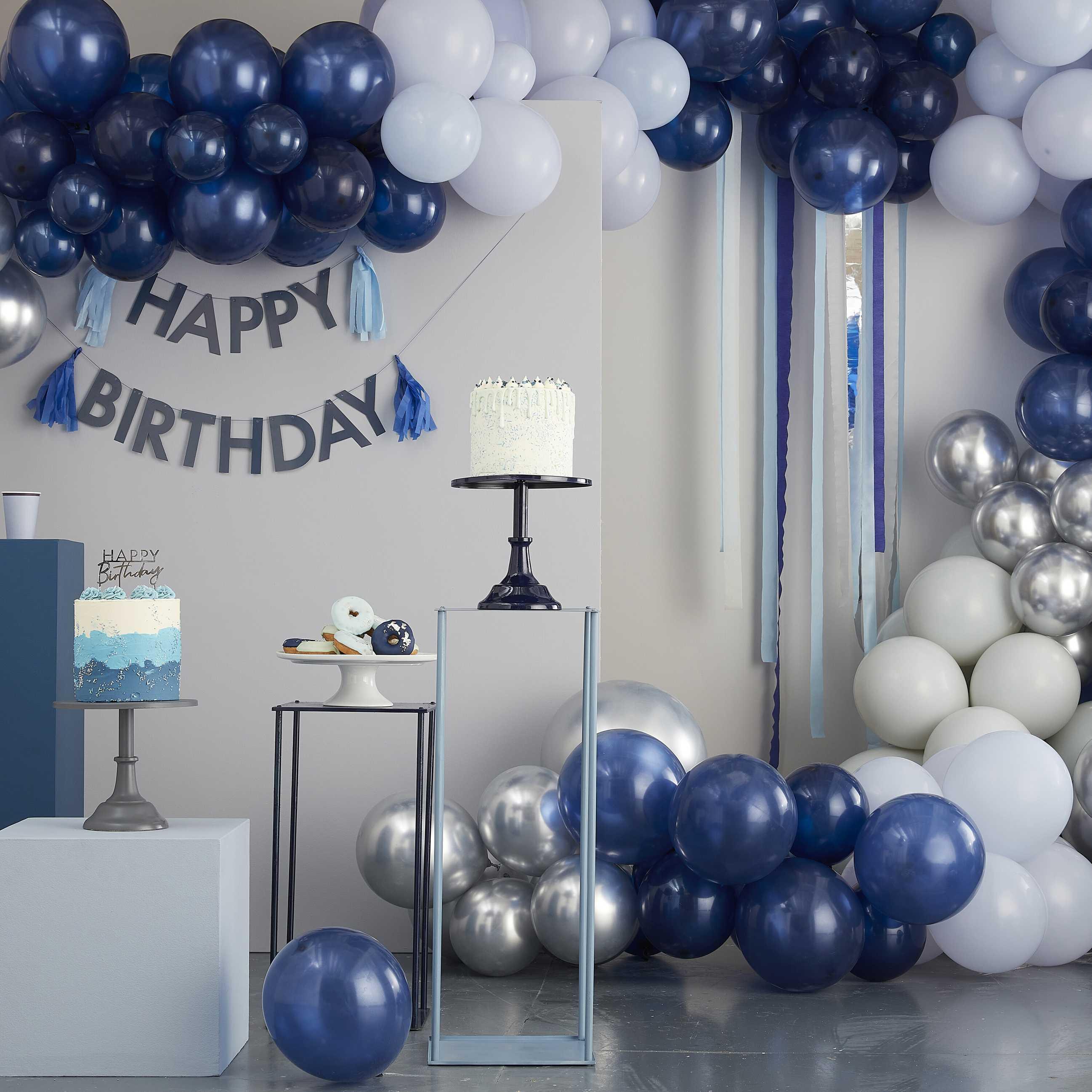 Lautasliinat "Happy Birthday" / tummansininen 16 kpl - Decora House