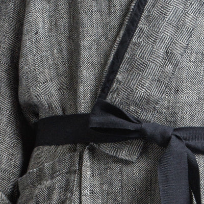 Linen Men's Bathrobe - Black Fishbone