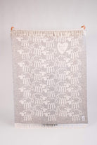 Friendsheep wool throw