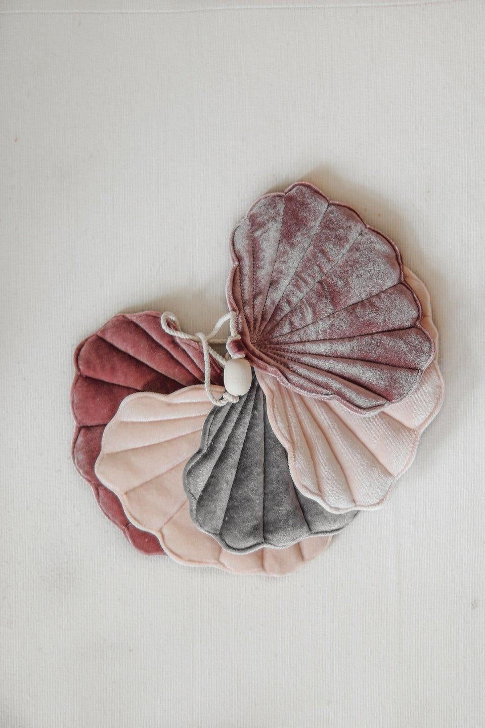 Shell Garland - Cosmic Pearl