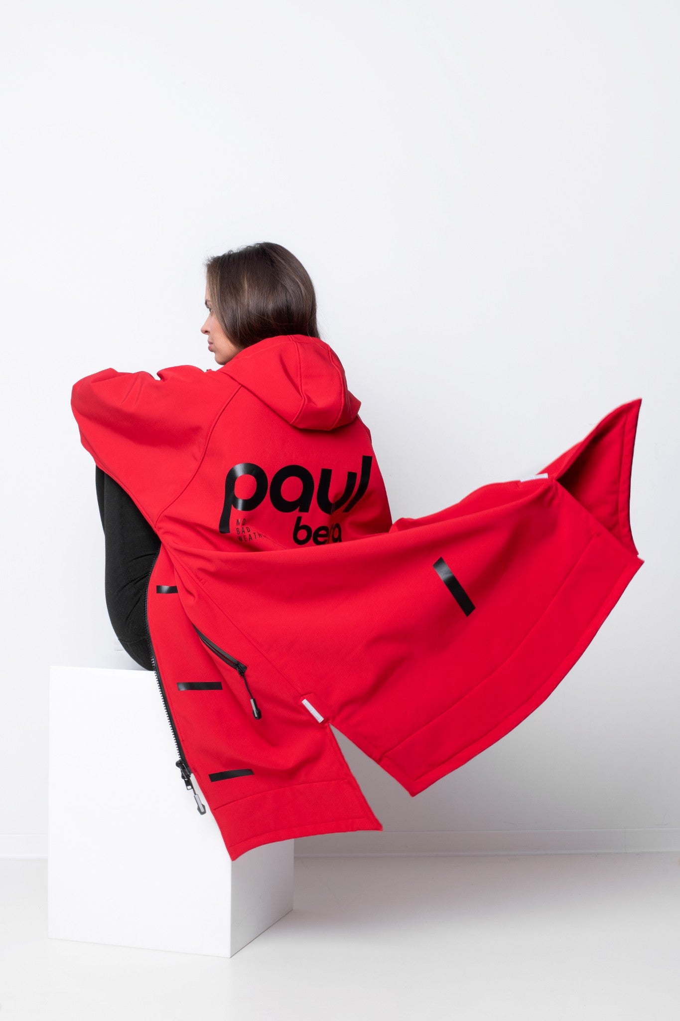 Paul Light Outdoor Robe - Red