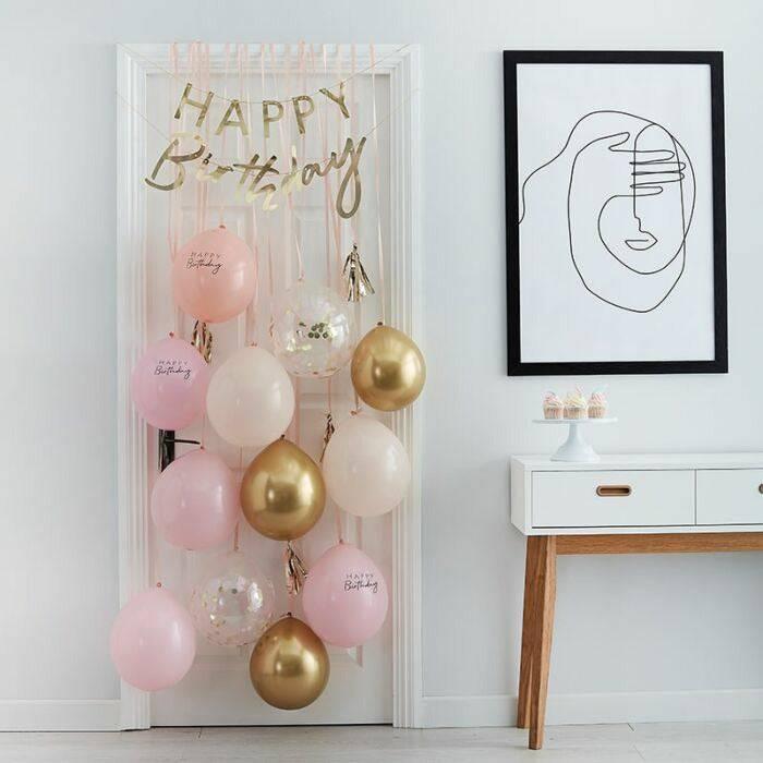 "Happy Birthday" ilmapallosetti oveen / vaaleanpunainen ja kulta - Decora House